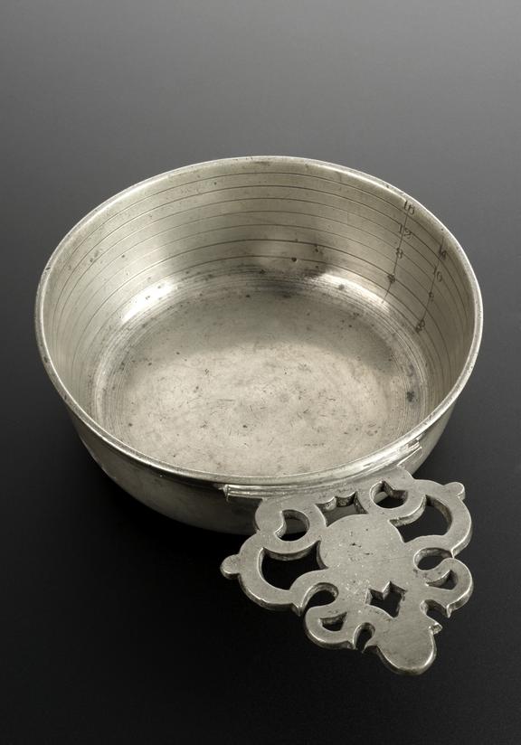 Pewter bleeding bowl, graduated, 18th or 19th century