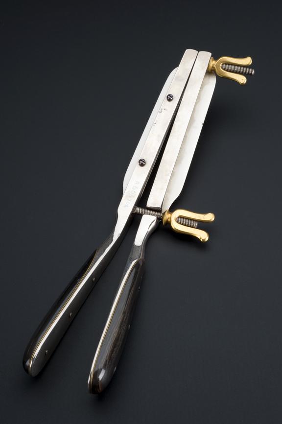 Baker-Brown's cautery clamp