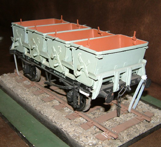 model London Midland & Scottish Railway roadstone (model wagon)