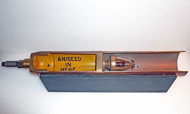 Aniseed bomb for inside big end