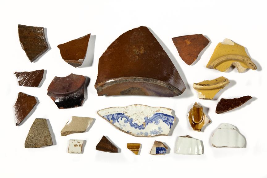 Group of twenty pieces of mixed broken pottery