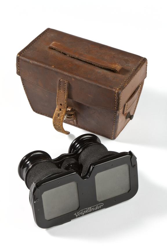 Voightlander stereoscopic film or slide viewer.