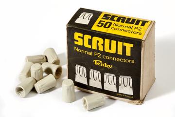 Box of Scruit normal P2 connectors