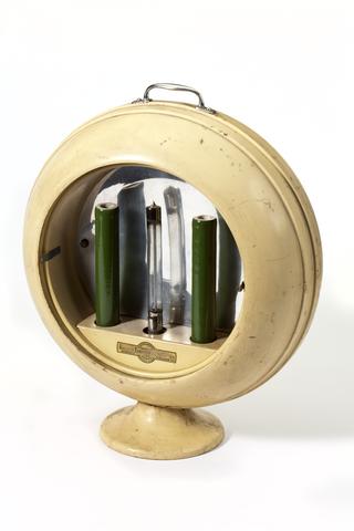 Electro-medical electric lamp