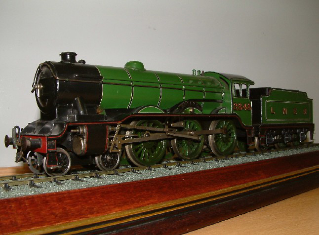 Model LNER steam locomotive "Arsenal", c 1939