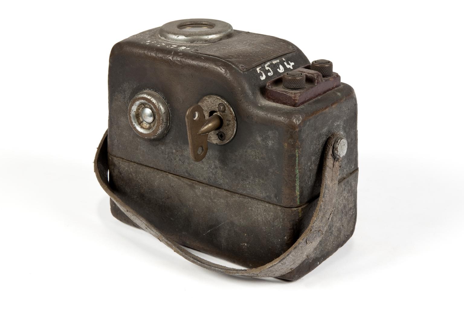 Electrical Shot firing Apparatus Science Museum Group Collection electrical-shot-firing-apparatus-science-museum-group-collection