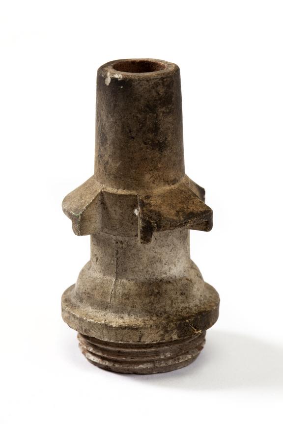 Bray's nozzle: ceramic nozzle with bayonet for mounting mantles