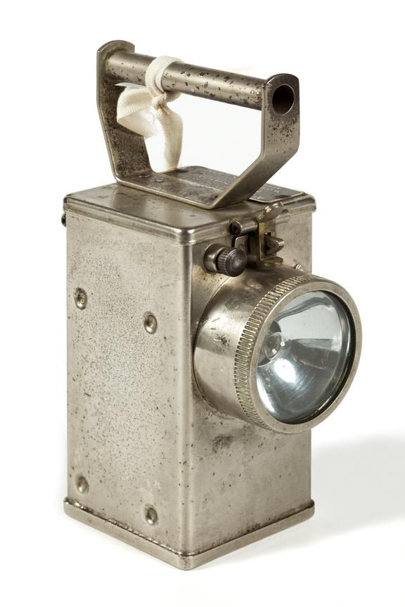 Battery lamp NH10A c.1950s