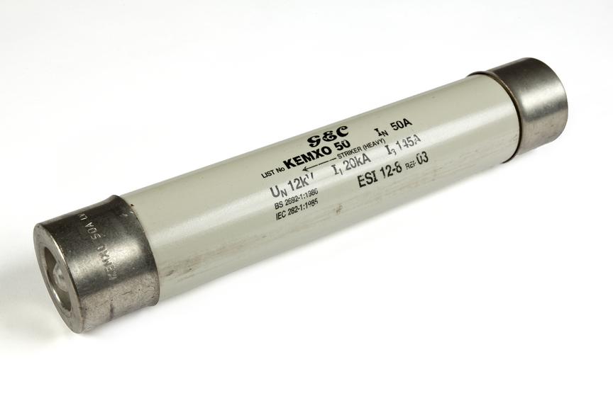 Heavy duty "explosive" type fuse