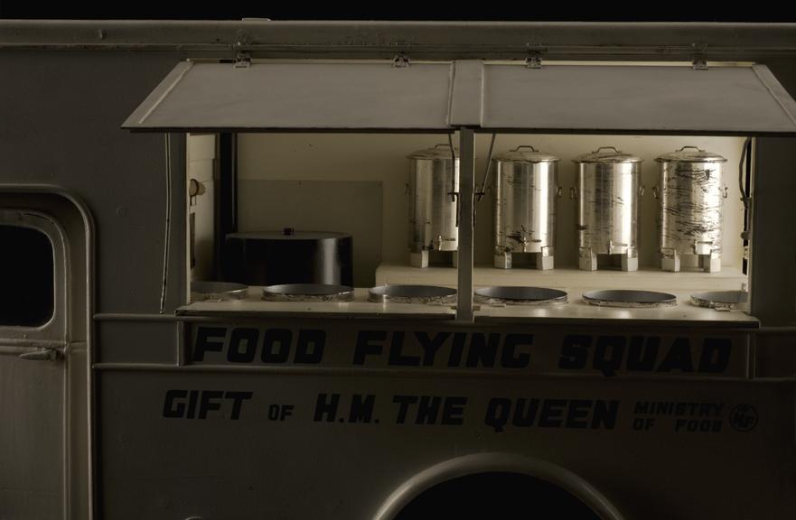 Model of a Second World War canteen lorry, England, 1939-1945