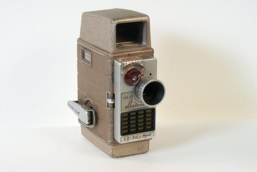 GB Bell & Howell Autoset camera 624EE.  Cinecamera for 8mm film