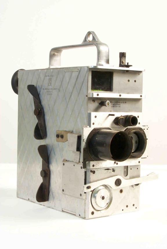 Newman & Sinclair Autokine Model E 35mm cine camera, 1946