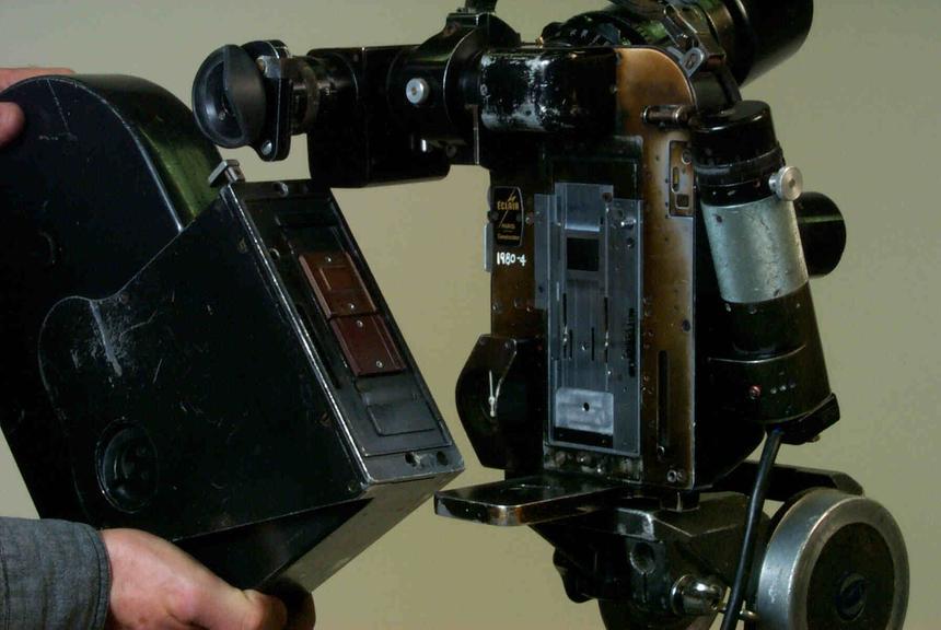 Éclair Cameflex CM3 35mm Camera | Science Museum Group Collection