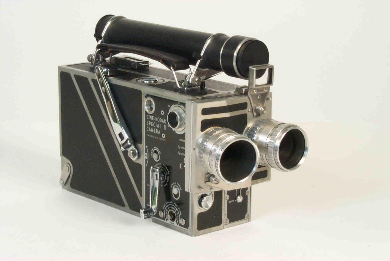 Cine-Kodak Special II Camera レンズ2本付き large_a006964b.jpg