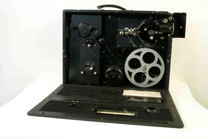 Zeiss Ikon standard 8 and 16mm film splicer