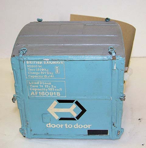 British Rail AF container No. 16091B (model freight container)