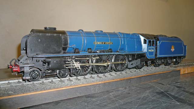 London Midland & Scottish Railway 4-6-2 'Duchess of Norfolk' (model steam locomotive)