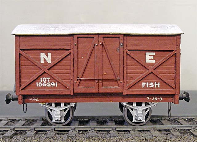 North Eastern Railway fish van No. 106291 (model railway wagon)