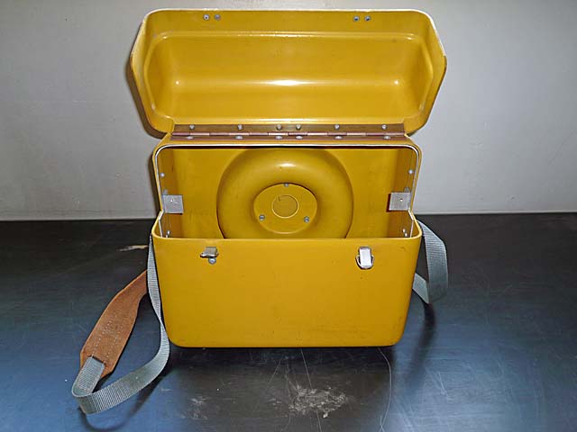 Pee Wee portable warning case, British Rail