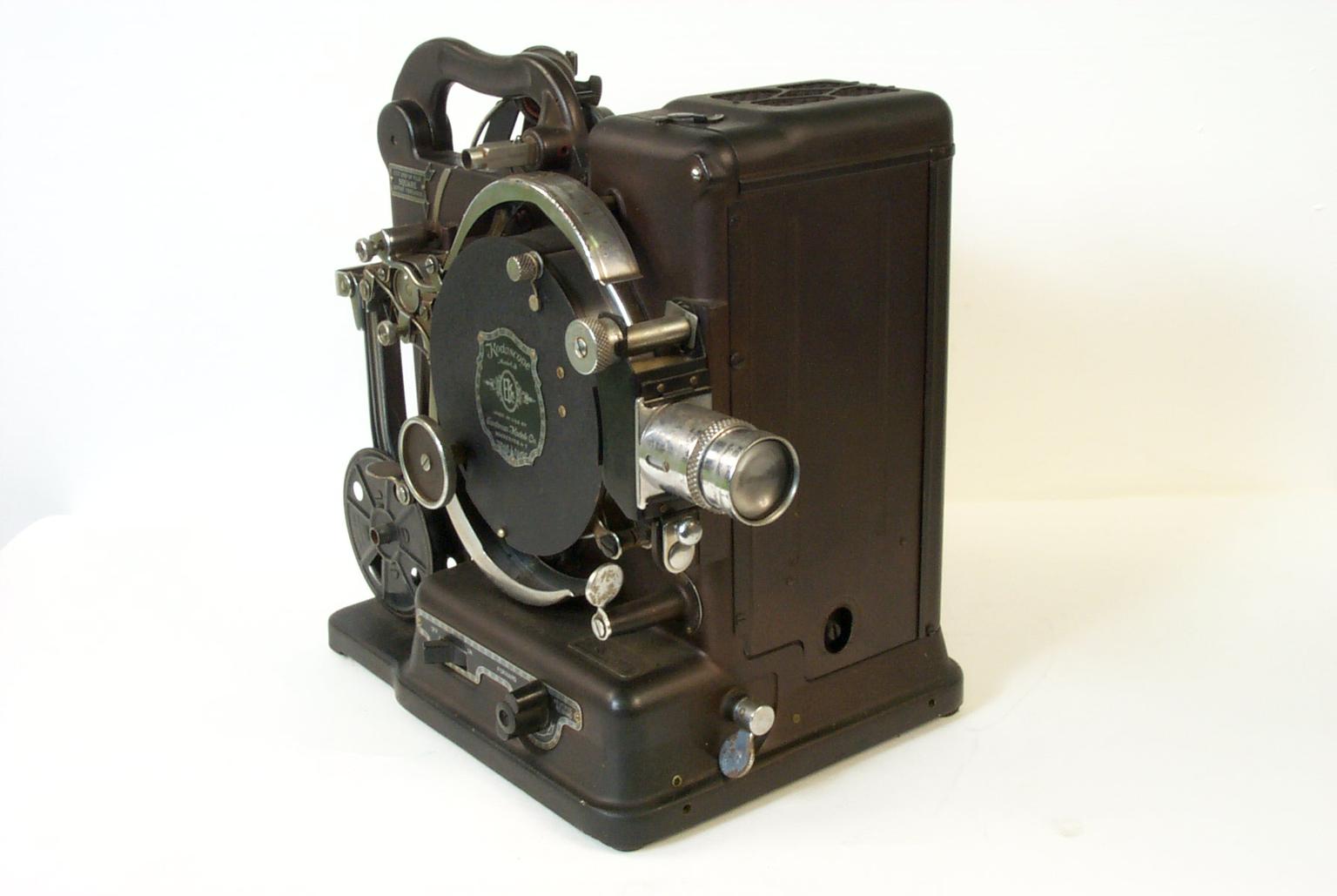 Kodak Kodascope Model B 16mm projector | Science Museum Group
