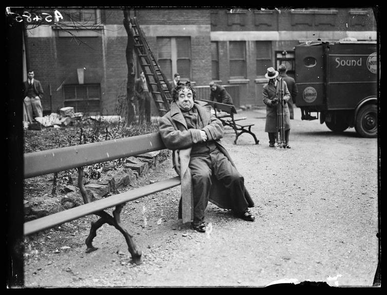 George Robey making a promotional film
    A photograph of actor