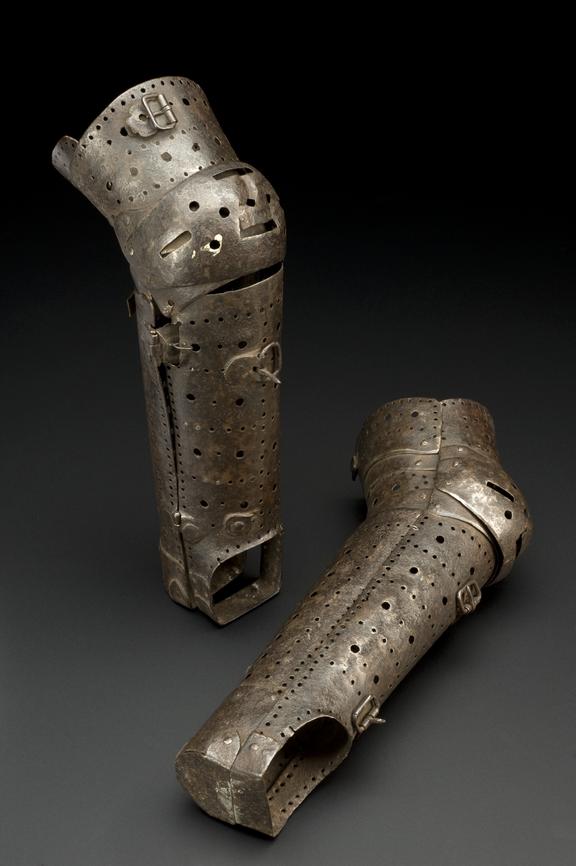 Pair of childs leg supports, iron, possibly French, 1601-1650