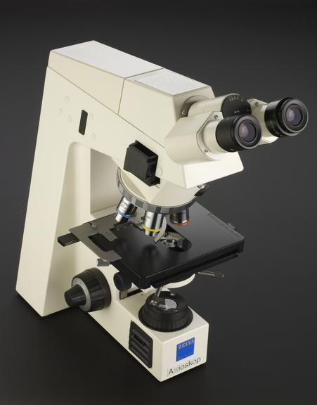 Axioskop 20 microscope