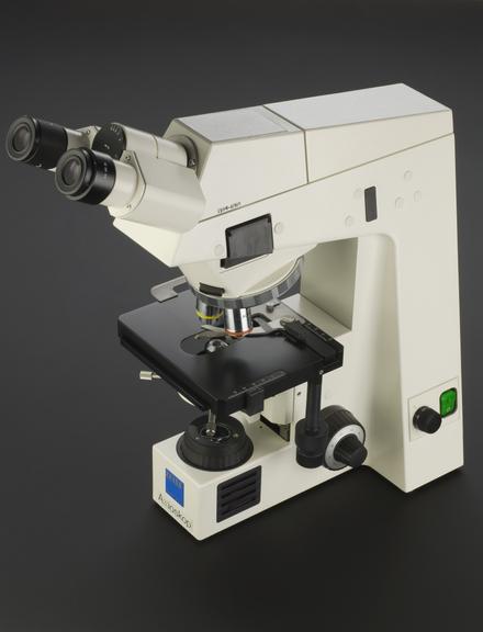 Axioskop 20 microscope