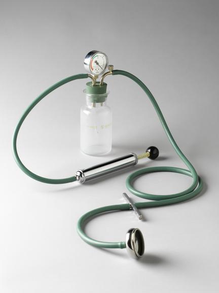 Malmstrom's obstetrical vacuum extractor, Gothenburg, Sweden, 1979