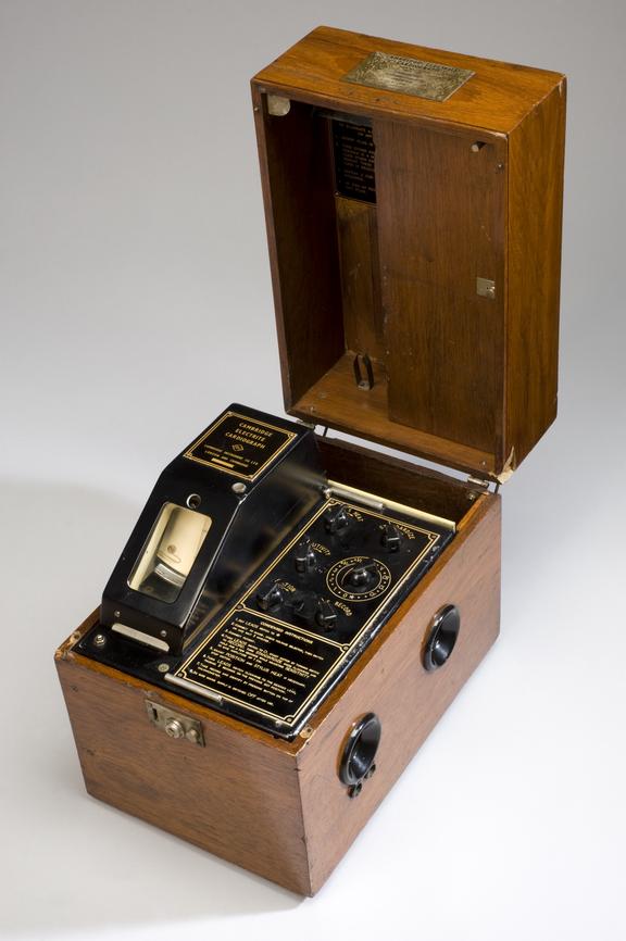 Cambridge electrite direct-writing electrocardiograph machine