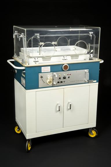 Vickers "Five-Nine" incubator, by Vickers Medical, English