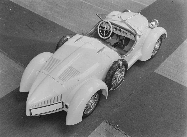 Mercedes Benz 150 Sport-Roadster at Berlin Exhibition