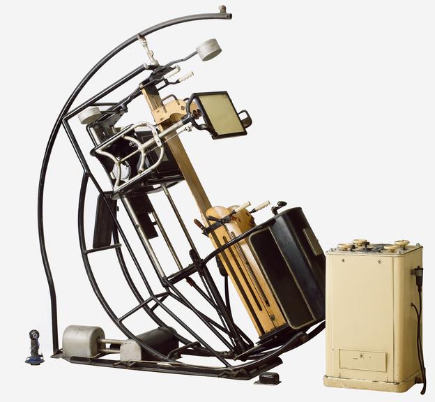 Pohl Omniskop X-ray apparatus, Kiel, Germany, 1925-1935 | Science