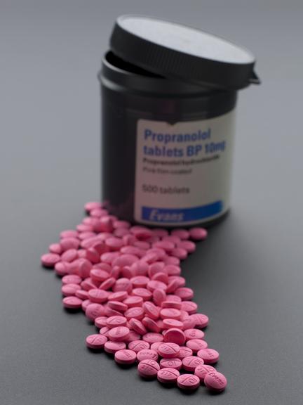 Plastic container for 500 x 10mg Propanolol tablets