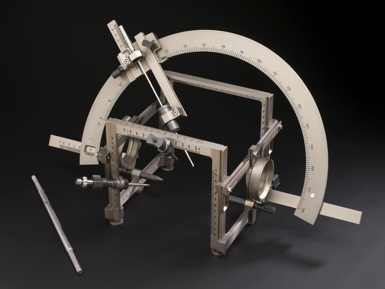 Arc for Leksell Stereotactic System, Sweden, 1992-1999 | Science Museum ...