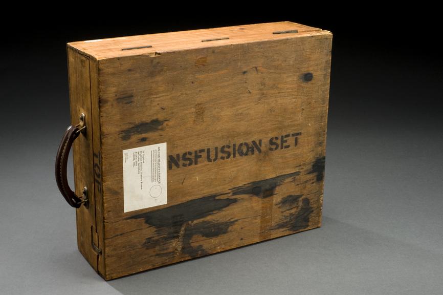 Wooden case for blood transfusion apparatus