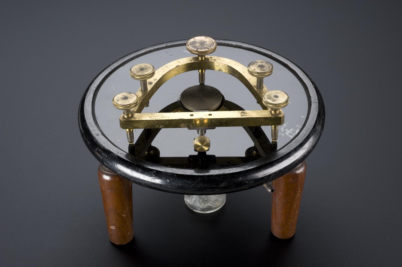 Freezing microtome, London, England, 1883-1885 | Science Museum Group ...
