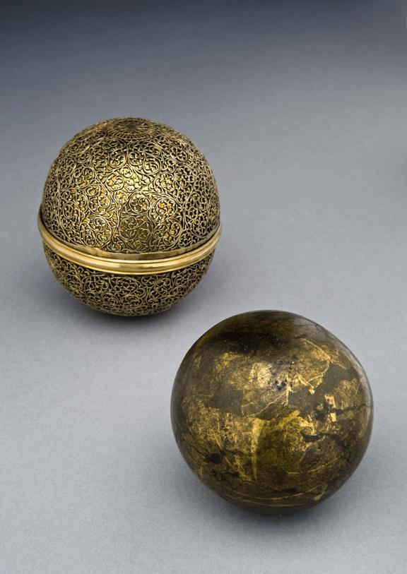 Spherical goa stone, used as a remedy for many diseases