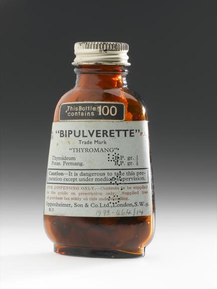 Bottle of "Bipulverette" "Thyromang" pills