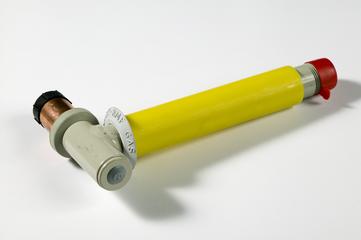 Gas wall entry adaptor pipe