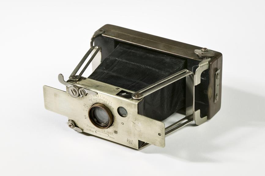 Struts Camera