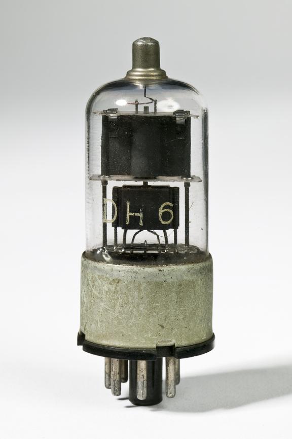 Thermionic Valve Computer Thermionic valve, type DH6 | Science Museum Group Collection