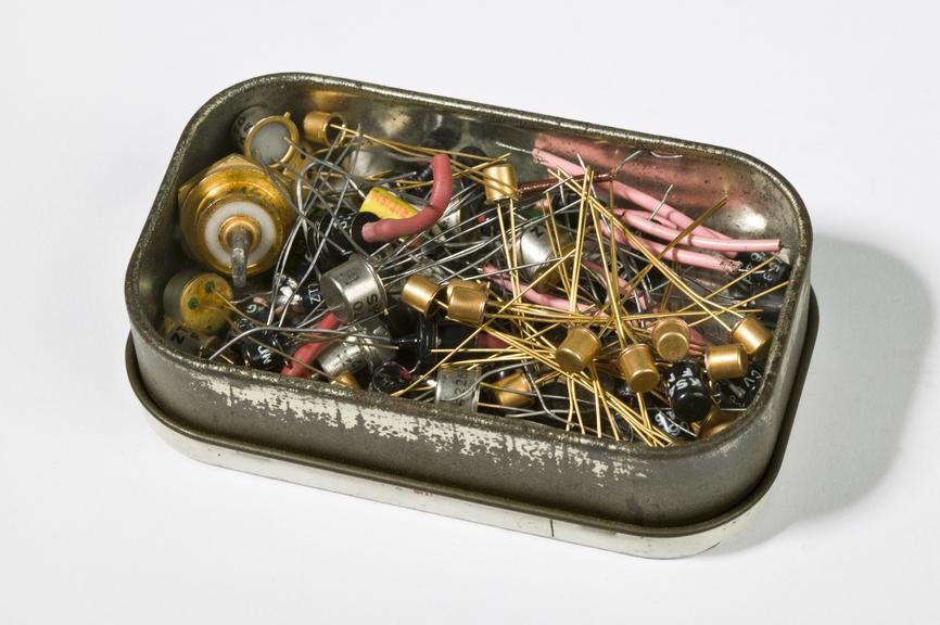 Tin of mixed electronic components