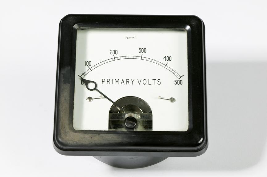 Ferranti Ltd model M1QF4A electric meter
Photographed on a