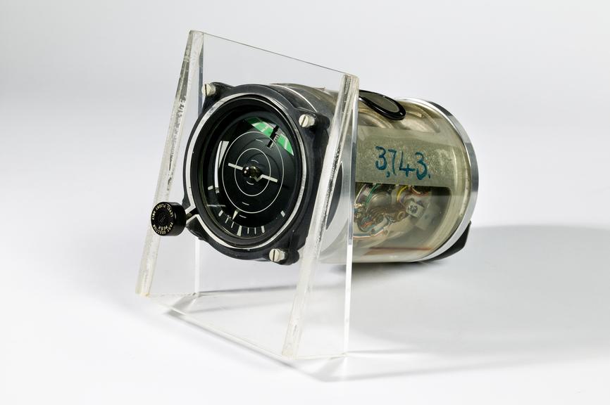 Type FH9/FIN artificial horizon, made by Ferranti Ltd, 1957