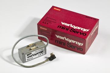 Boxed Varioprop 4 channel 2.4 volt mini servo