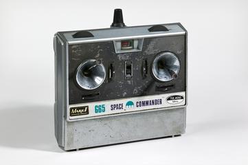 Space Commander G65 transmitter