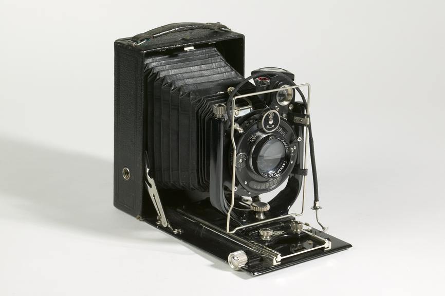 Zeiss Ikon Foldable Camera