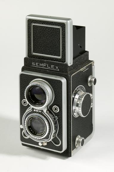 Simflex Camera Semflex Twin-Lens Camera | Science Museum Group Collection