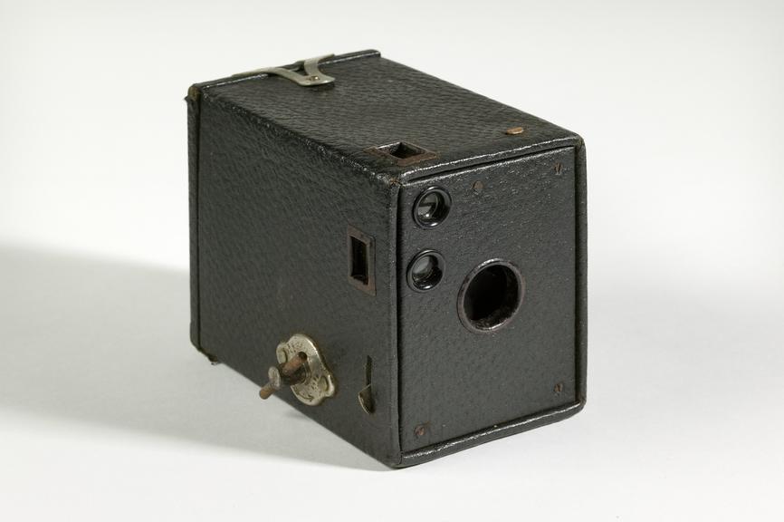 Filmore Box Camera Brownie Box Roll-Film Camera | Science Museum Group Collection